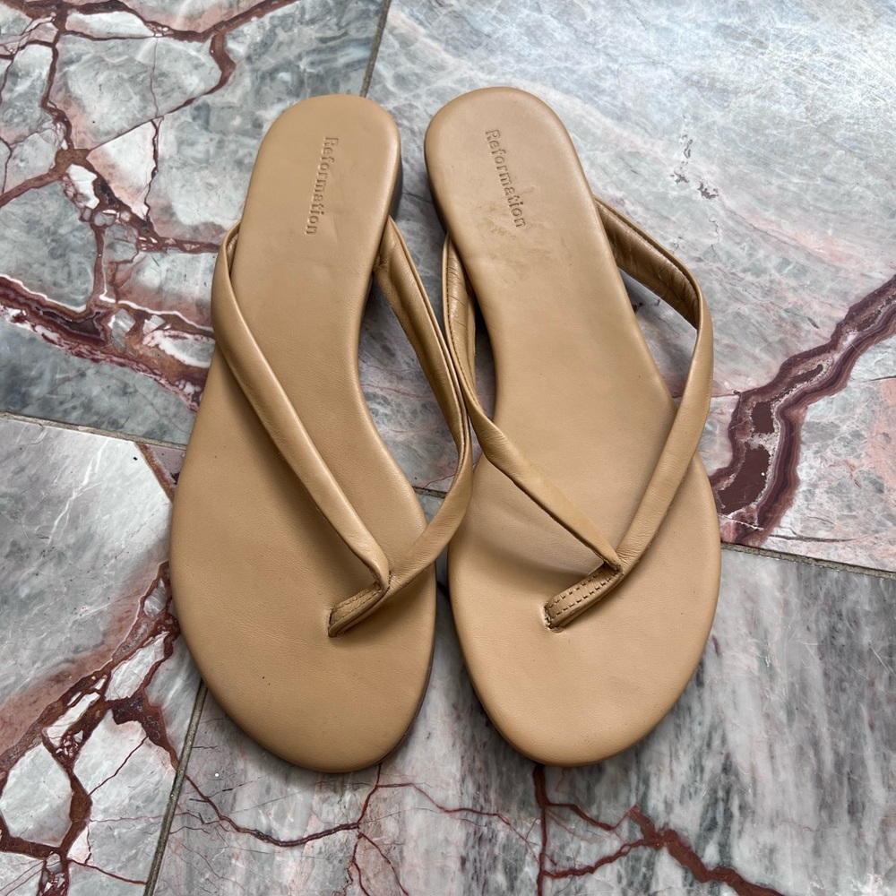 Reformation tan leather thong sandals